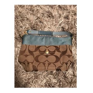 {Coach} Shoulder Bag